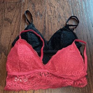 2 lace bras set